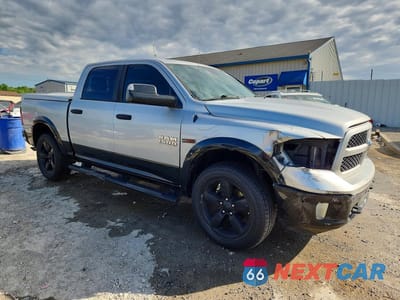 Czwarte zdjęcie samochodu z boku: 2015 RAM 1500 SLT VIN:1C6RR7LM0FS625717 - miniatura