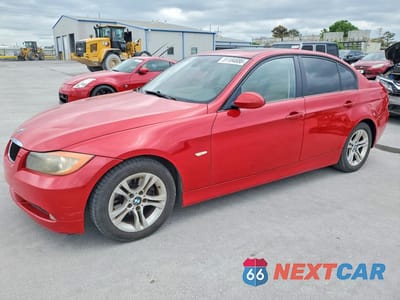 2008 BMW 328 I WBAVA33598KX85403 - główne zdjęcie licytacji z USA - miniatura