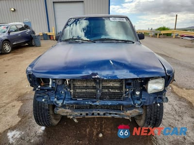 Piąte zdjęcie samochodu w środku: 1993 TOYOTA PICKUP DELUXE V6 VIN:JT4VN13DXP5116170 - miniatura