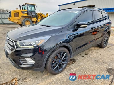 2017 FORD ESCAPE TITANIUM 1FMCU0JD9HUA10660 - główne zdjęcie licytacji z USA - miniatura
