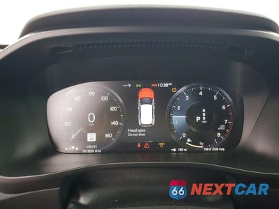 Zdjęcie 9 z 14 samochodu: 2019 VOLVO XC40 T5 MOMENTUM VIN:YV4162UK7K2052370 - miniatura