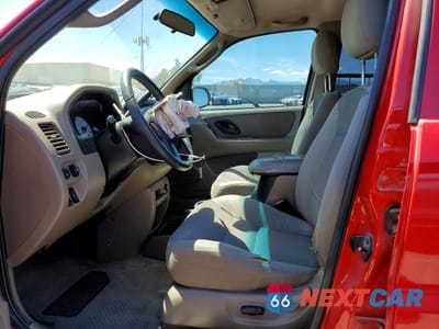 Zdjęcie 7 z 12 samochodu: 2002 FORD ESCAPE VIN:1FMYU03172KD33794 - miniatura