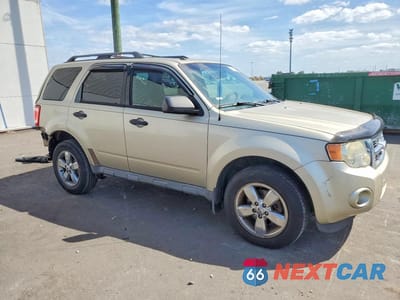 Czwarte zdjęcie samochodu z boku: 2012 FORD ESCAPE VIN:1FMCU0D72CKA71732 - miniatura