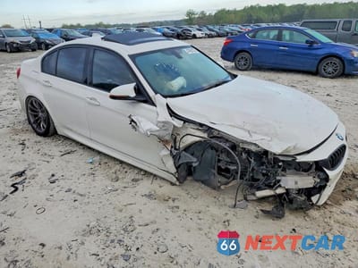 Czwarte zdjęcie samochodu z boku: 2015 BMW M3 VIN:WBS3C9C55FP805761 - miniatura