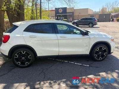 Zdjęcie 6 z 12 samochodu: 2018 MERCEDES-BENZ GLA 250 4MATIC VIN:WDCTG4GB5JJ451017 - miniatura