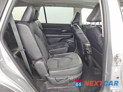 Zdjęcie 11 z 13 samochodu: 2024 TOYOTA GRAND HIGHLANDER HYBRID XLE VIN:5TDACAB59RS017495 - miniatura