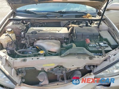 Zdjęcie 11 z 12 samochodu: 2005 TOYOTA CAMRY LE VIN:4T1BE32K95U502270 - miniatura