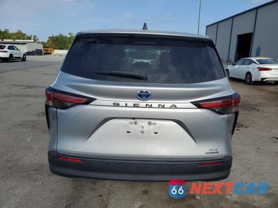 Zdjęcie 6 z 14 samochodu: 2022 TOYOTA SIENNA XLE VIN:5TDYRKEC1NS114813 - miniatura