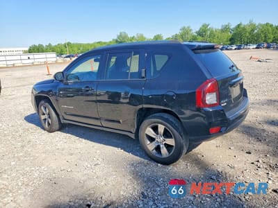 Drugie zdjęcie samochodu z przodu: 2017 JEEP COMPASS LATITUDE VIN:1C4NJDEB7HD125344 - miniatura