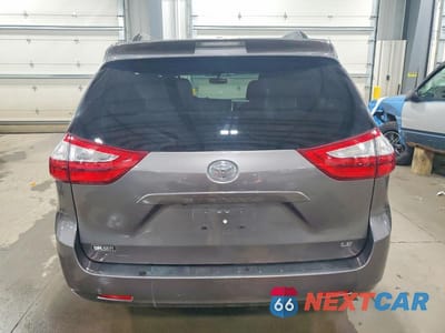 Zdjęcie 6 z 13 samochodu: 2017 TOYOTA SIENNA LE 8-PASSENGER VIN:5TDKZ3DC2HS795713 - miniatura