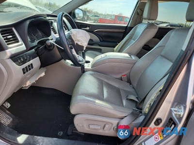 Zdjęcie 7 z 13 samochodu: 2016 TOYOTA HIGHLANDER HYBRID LIMITED VIN:5TDDCRFH6GS015667 - miniatura