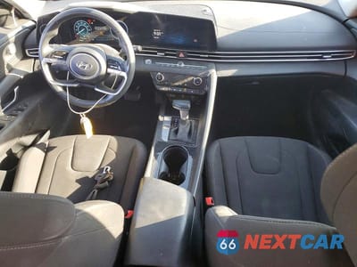 Zdjęcie 8 z 12 samochodu: 2023 HYUNDAI ELANTRA SEL VIN:KMHLS4AG6PU613734 - miniatura