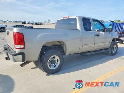 Trzecie zdjęcie samochodu z tyłu: 2009 GMC SIERRA 2500HD VIN:1GTHC59K89E102562 - miniatura