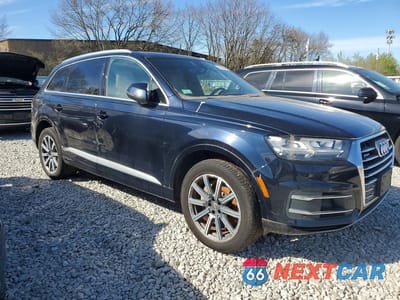 Czwarte zdjęcie samochodu z boku: 2017 AUDI Q7 PREMIUM PLUS VIN:WA1LAAF72HD054953 - miniatura