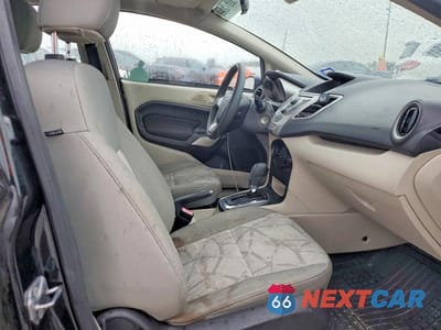 Zdjęcie 7 z 12 samochodu: 2013 FORD FIESTA SE VIN:3FADP4EJ9DM142488 - miniatura
