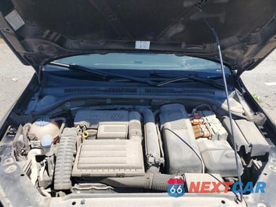 Zdjęcie 11 z 11 samochodu: 2013 VOLKSWAGEN JETTA HYBRID VIN:3VW637AJ9DM220285 - miniatura