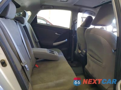 Zdjęcie 10 z 13 samochodu: 2014 TOYOTA PRIUS ONE VIN:JTDKN3DUXE1781555 - miniatura