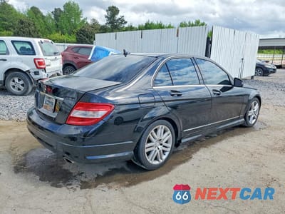 Trzecie zdjęcie samochodu z tyłu: 2010 MERCEDES-BENZ C 300 4MATIC VIN:WDDGF8BB3AF362838 - miniatura