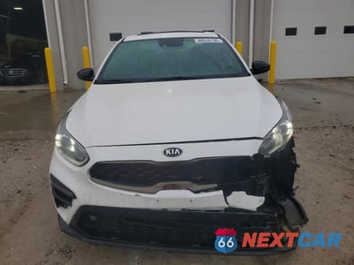 Piąte zdjęcie samochodu w środku: 2021 KIA FORTE GT-LINE VIN:3KPF34AD2ME309797 - miniatura