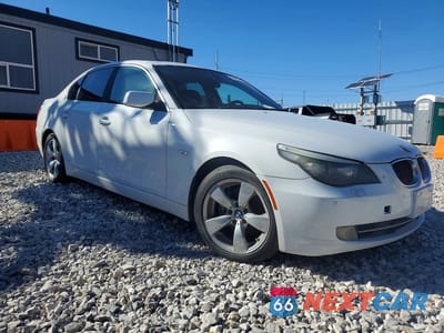 Czwarte zdjęcie samochodu z boku: 2008 BMW 528 I VIN:WBANU53568CT16914 - miniatura