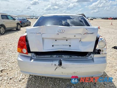 Zdjęcie 6 z 11 samochodu: 2005 HYUNDAI ACCENT GLS VIN:KMHCG45C95U632977 - miniatura