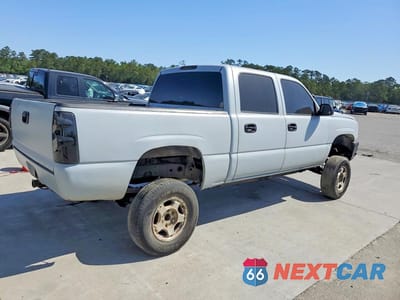 Trzecie zdjęcie samochodu z tyłu: 2006 GMC NEW SIERRA K1500 VIN:2GTEK13T161138638 - miniatura