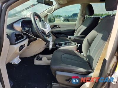 Zdjęcie 7 z 13 samochodu: 2020 CHRYSLER PACIFICA TOURING VIN:2C4RC1FG9LR127316 - miniatura