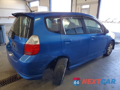 Trzecie zdjęcie samochodu z tyłu: 2008 HONDA FIT SPORT VIN:JHMGD38638S013398 - miniatura