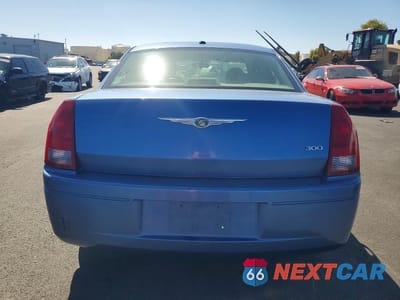 Zdjęcie 6 z 12 samochodu: 2007 CHRYSLER 300 VIN:2C3KA43R87H710586 - miniatura