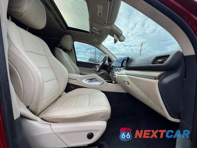 Piąte zdjęcie samochodu w środku: 2020 MERCEDES-BENZ GLS 450 4MATIC VIN:4JGFF5KE3LA119590 - miniatura