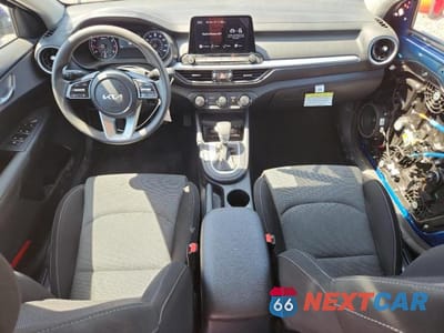 Zdjęcie 8 z 13 samochodu: 2024 KIA FORTE LXS VIN:3KPF24AD2RE805970 - miniatura