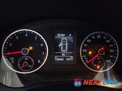 Zdjęcie 9 z 12 samochodu: 2013 VOLKSWAGEN TIGUAN S VIN:WVGAV3AX6DW562468 - miniatura