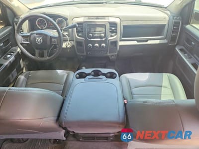 Zdjęcie 8 z 12 samochodu: 2015 RAM 3500 ST VIN:3C63RRGL9FG666650 - miniatura
