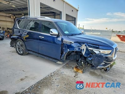 Czwarte zdjęcie samochodu z boku: 2019 INFINITI QX80 LUXE VIN:JN8AZ2NE6K9238268 - miniatura