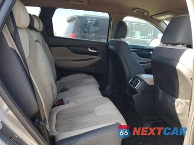 Zdjęcie 11 z 13 samochodu: 2019 HYUNDAI SANTA FE SE VIN:5NMS23AD3KH093881 - miniatura