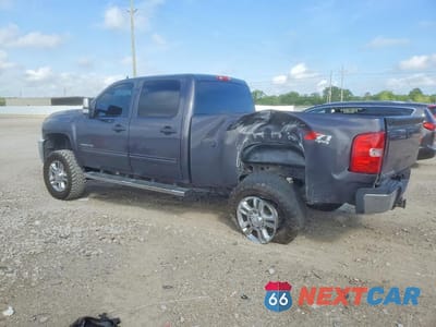 Drugie zdjęcie samochodu z przodu: 2011 CHEVROLET SILVERADO K2500 HEAVY DUTY LT VIN:1GC1KXC89BF233299 - miniatura