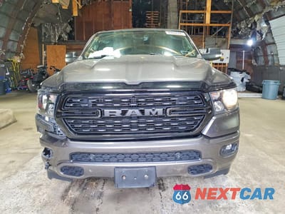 Piąte zdjęcie samochodu w środku: 2022 RAM 1500 BIG HORN VIN:1C6RRFFG8NN259311 - miniatura