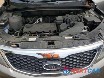 Zdjęcie 11 z 12 samochodu: 2011 KIA SORENTO EX VIN:5XYKU4A13BG019960 - miniatura
