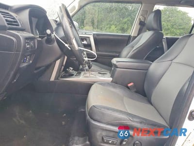 Zdjęcie 7 z 13 samochodu: 2014 TOYOTA 4RUNNER SR5 PREMIUM VIN:JTEBU5JR6E5174877 - miniatura