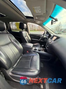 Piąte zdjęcie samochodu w środku: 2015 NISSAN PATHFINDER PLATINUM VIN:5N1AR2MM7FC640115 - miniatura