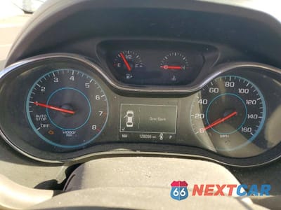 Zdjęcie 9 z 12 samochodu: 2017 CHEVROLET CRUZE LS VIN:1G1BC5SM2H7168909 - miniatura