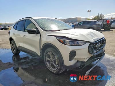 Czwarte zdjęcie samochodu z boku: 2026 FORD ESCAPE ST LINE VIN:1FMCU9MN0TUA32225 - miniatura
