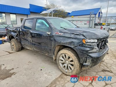 Czwarte zdjęcie samochodu z boku: 2019 CHEVROLET SILVERADO K1500 RST VIN:1GCUYEED3KZ115192 - miniatura