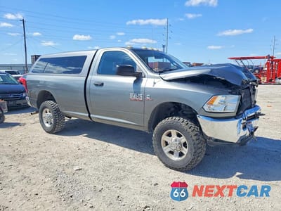 Czwarte zdjęcie samochodu z boku: 2013 RAM 2500 ST VIN:3C6LR5AL6DG552488 - miniatura