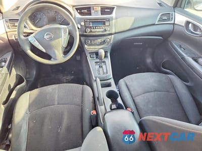 Zdjęcie 8 z 12 samochodu: 2017 NISSAN SENTRA S VIN:3N1AB7AP8HY324076 - miniatura