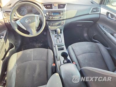 Zdjęcie 8 z 12 samochodu: 2017 NISSAN SENTRA S VIN:3N1AB7AP8HY324076 - miniatura