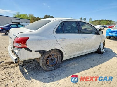 Trzecie zdjęcie samochodu z tyłu: 2012 TOYOTA YARIS FLEET VIN:JTDBT4K39CL039431 - miniatura