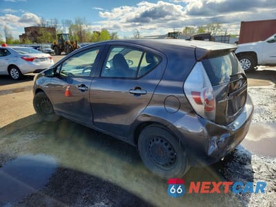 Drugie zdjęcie samochodu z przodu: 2014 TOYOTA PRIUS C TWO VIN:JTDKDTB39E1568853 - miniatura