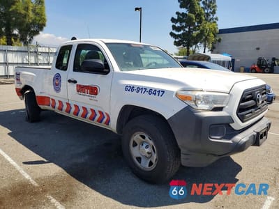 Czwarte zdjęcie samochodu z boku: 2017 TOYOTA TACOMA SR VIN:5TFRX5GN0HX091534 - miniatura