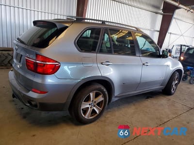 Trzecie zdjęcie samochodu z tyłu: 2012 BMW X5 XDRIVE35D VIN:5UXZW0C5XCL667320 - miniatura